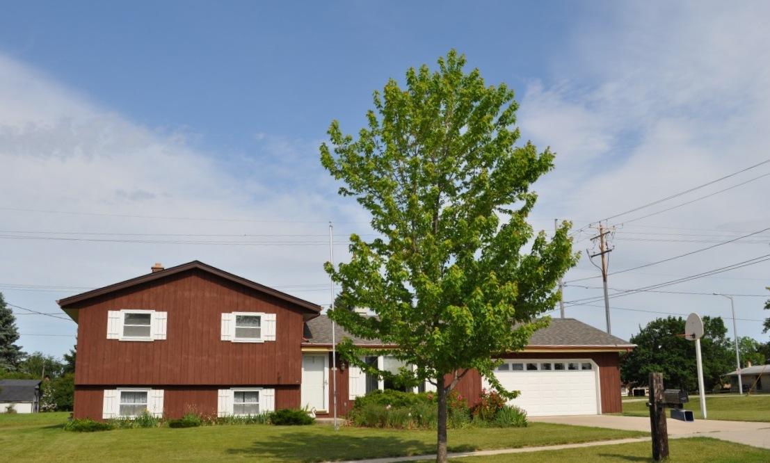 409 E Scenic Dr., West Bend, WI 53090