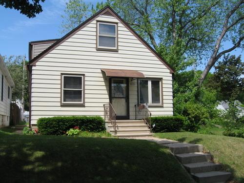 3753 S Lenox St, Milwaukee, WI 53207