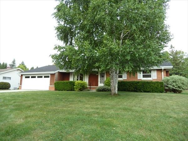 8514 N 58th St., Brown Deer, WI 53223