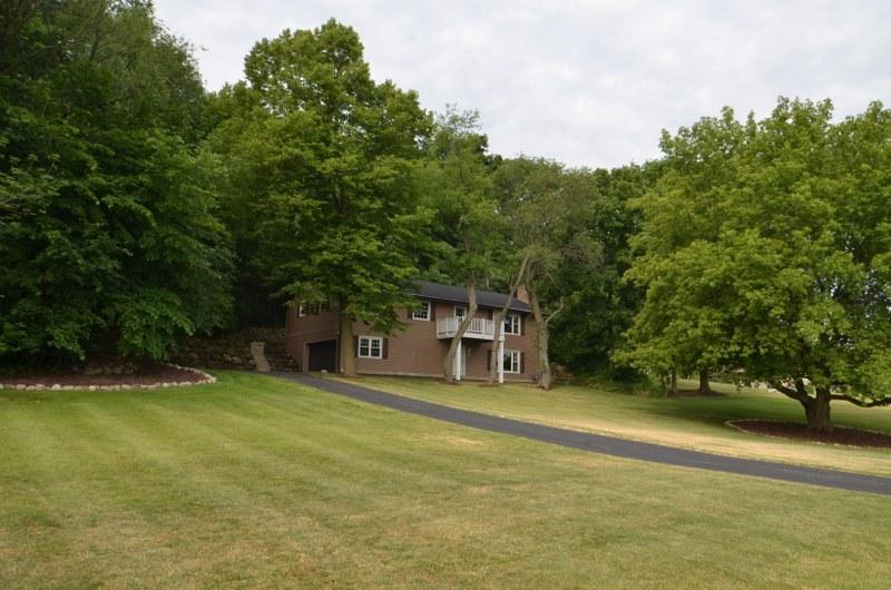 N65W26343 Lake Dr, Lisbon, WI 53089