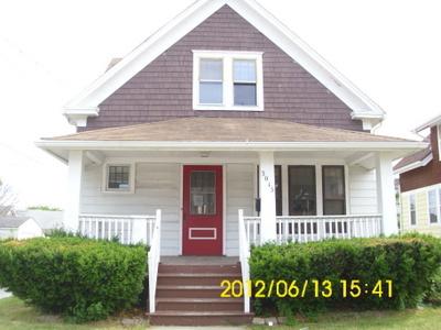 3015 17th St, Racine, WI 53405