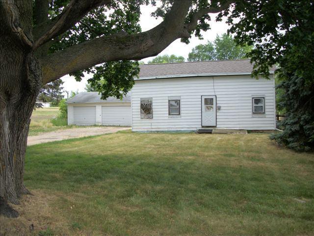 W2863 W Neda Rd, Hubbard, WI 53035