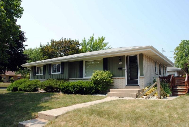3379 S 85th St., Milwaukee, WI 53227