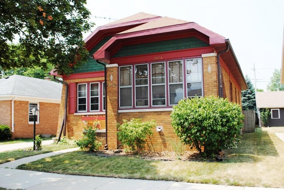 2054 Carlisle Ave., Racine, WI 53404