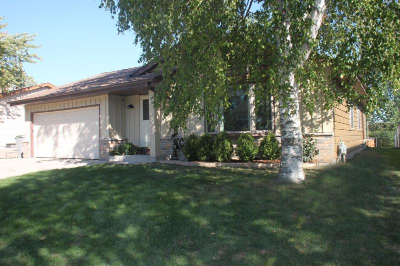 9334 N Joyce Ave, Milwaukee, WI 53224