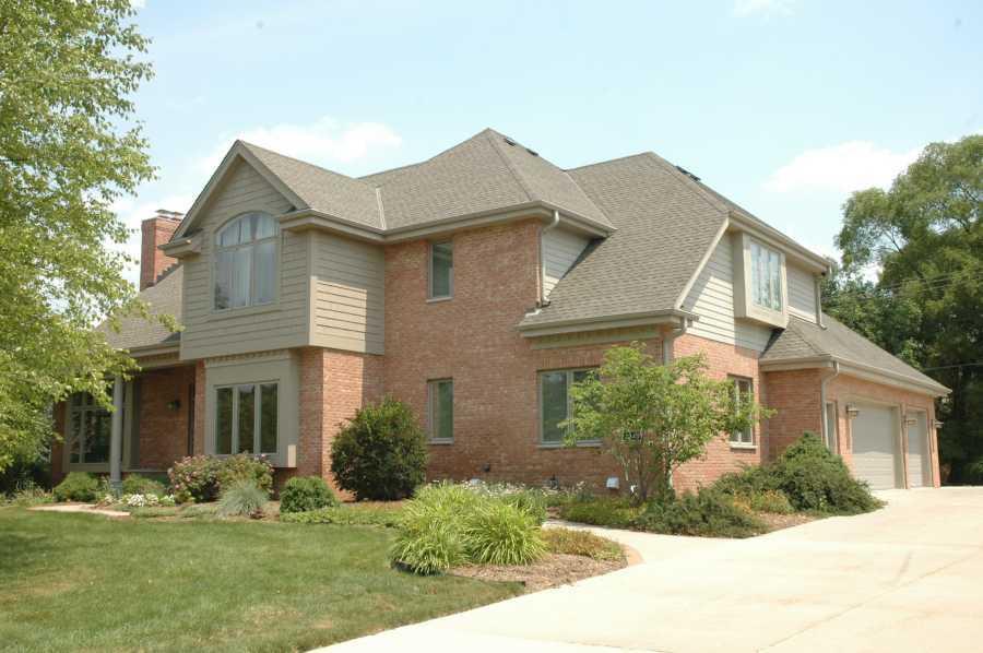 1140 Leon Ter., Brookfield, WI 53005