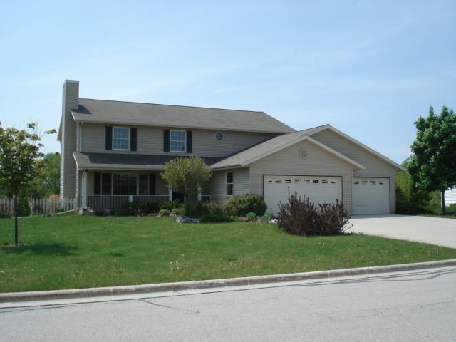 987 River Meadows Dr., Sheboygan Falls, WI 53085