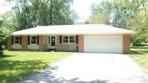 4785 N 158th St, Brookfield, WI 53005