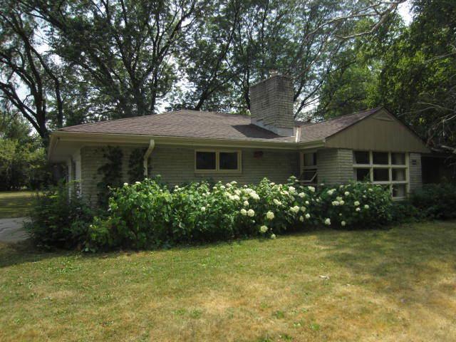 14401 W Glendale Dr, New Berlin, WI 53151