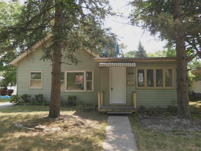 1121 Center St, Lake Geneva, WI 53147