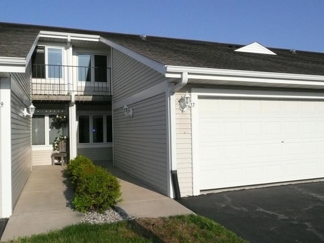 357 Hartford Sq., Hartford, WI 53027