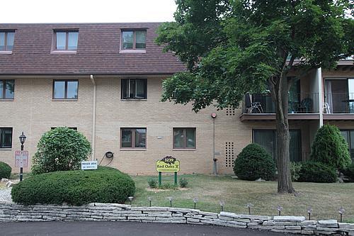 3239 S 58th St. #311, Milwaukee, WI 53219
