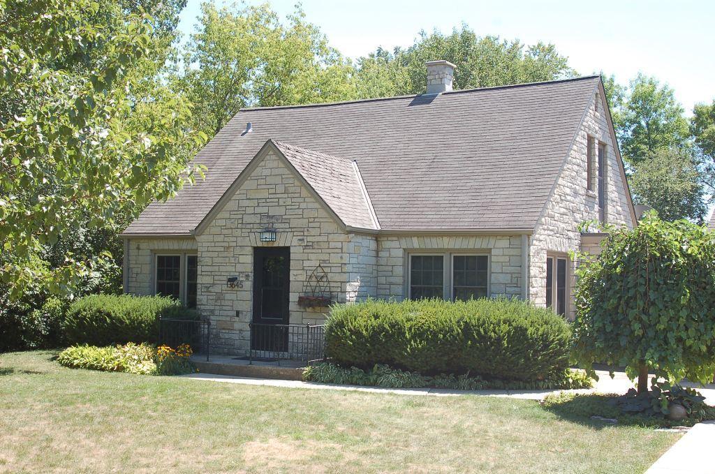 13645 Tulane St, Brookfield, WI 53005