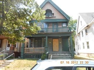 2413 N 37th St #2415, Milwaukee, WI 53210