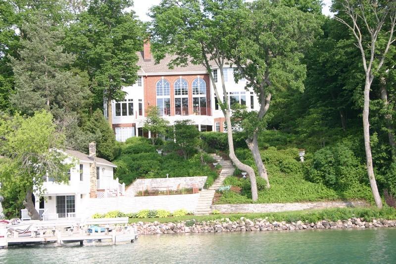 W303N5965 Settlers Ln, Merton, WI 53029