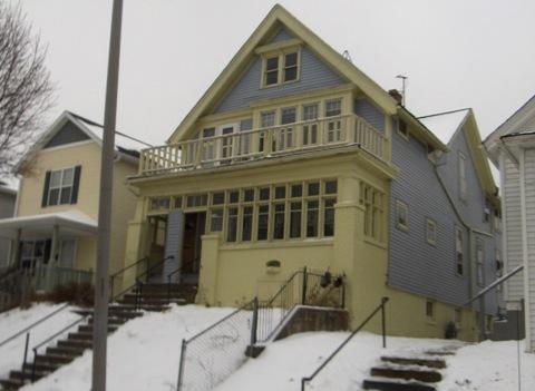 2423 W Brown St. #2425, Milwaukee, WI 53205