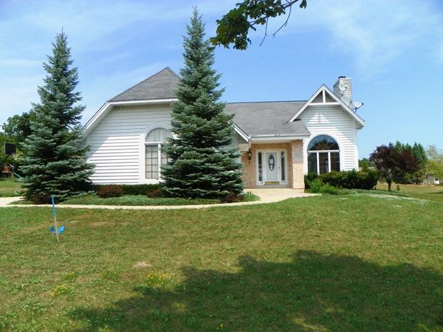 3812 W Jerelin Dr, Franklin, WI 53132