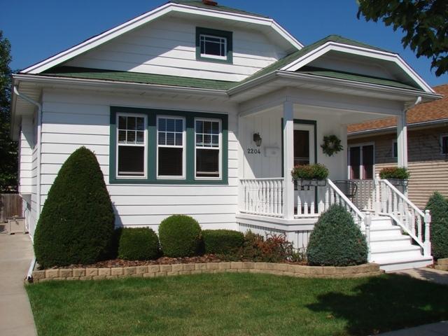 2204 La Salle St., Racine, WI 53402