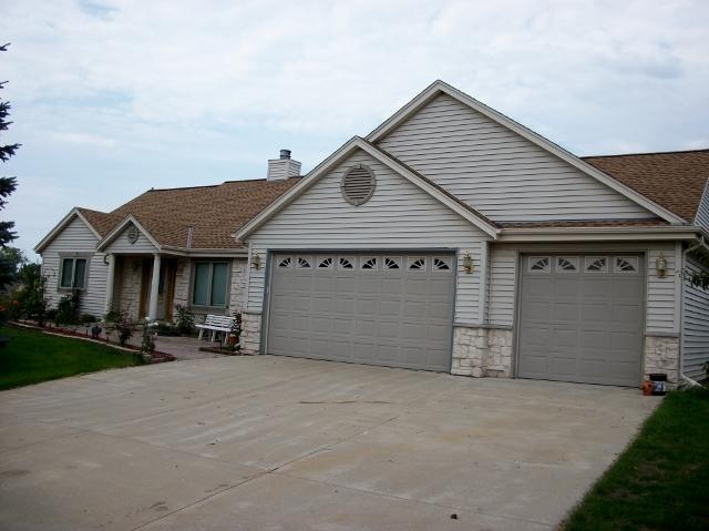 6837 S Conforti Ct., Franklin, WI 53132