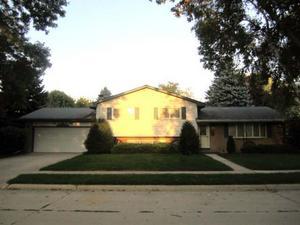 3813 S 13th St., Sheboygan, WI 53081