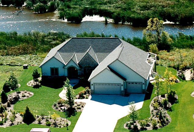 13345 W Eagle Trace, New Berlin, WI 53151