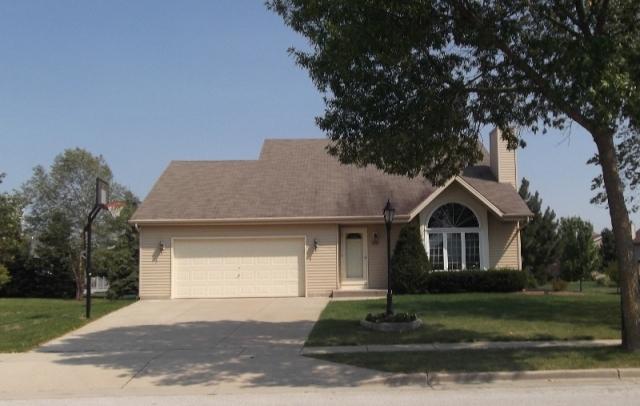 1030 N North Shore, Pewaukee, WI 53072
