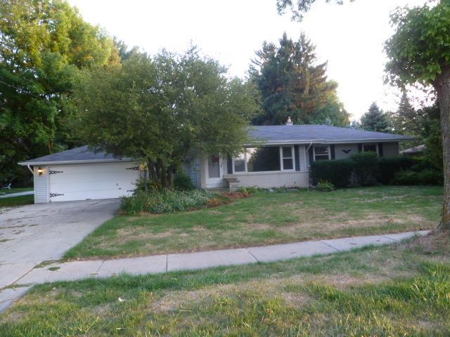 1505 Northview Rd, Waukesha, WI 53188