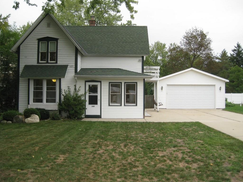 140 W Main St, Wales, WI 53183