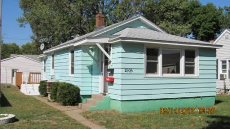 2505 Wood St, La Crosse, WI 54603