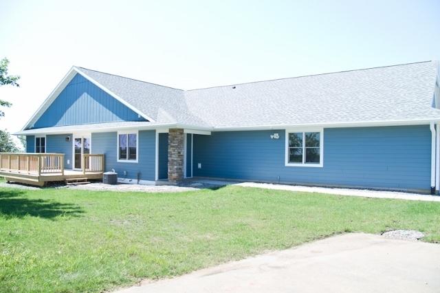 W2665 Clarence Ct #7, Greenfield, WI 54601