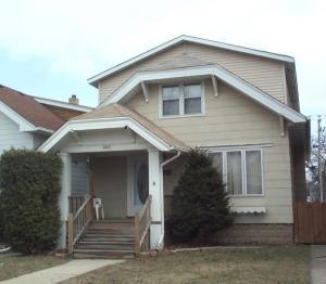 2028 S 73rd St, West Allis, WI 53219