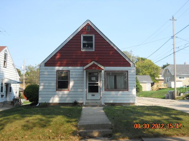 3864 S Logan Ave., Milwaukee, WI 53207