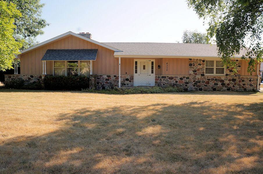 4332 Wood View, Caledonia, WI 53404