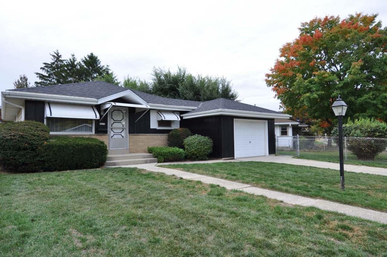 7279 W Cody Cir., Milwaukee, WI 53223