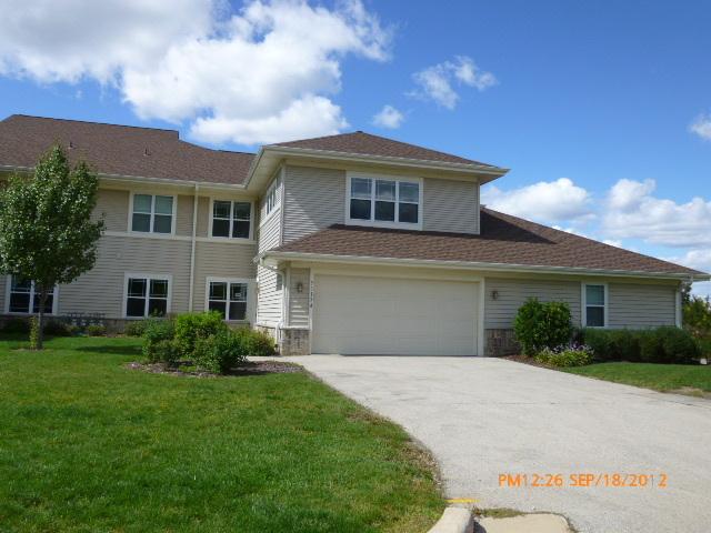 9313 S Cobblestone Way #A, Franklin, WI 53132