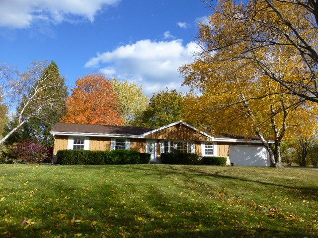 12942 N Phillip Dr, Mequon, WI 53097