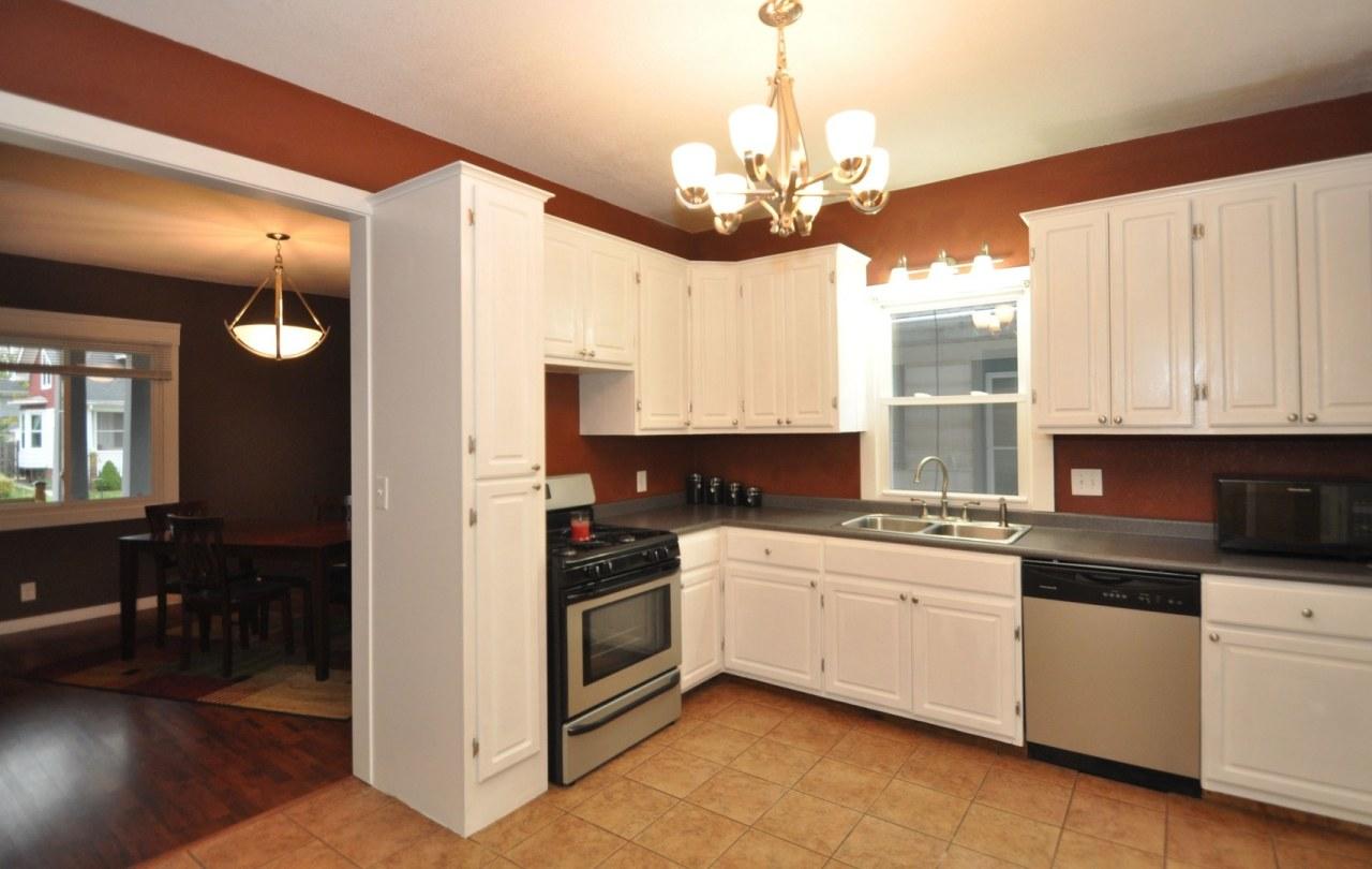 1541 Deane Blvd., Racine, WI 53405