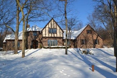 W306N2619 Ravine Ct, Delafield, WI 53072