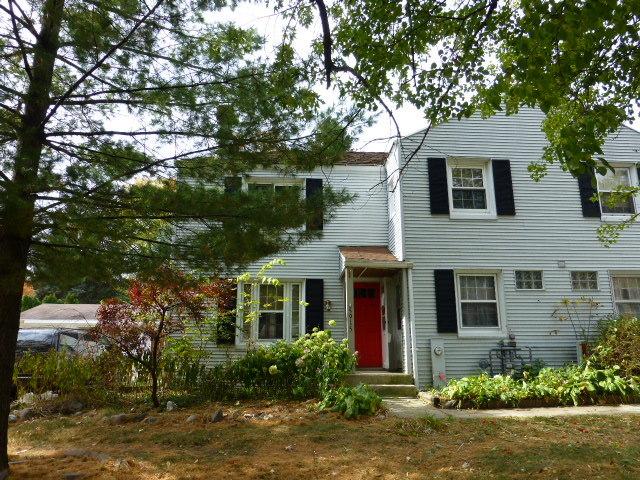 5915 Dendron Ln, Greendale, WI 53129