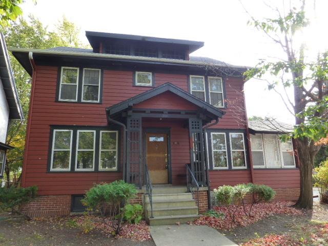 145 E Park Ave, Waukesha, WI 53186