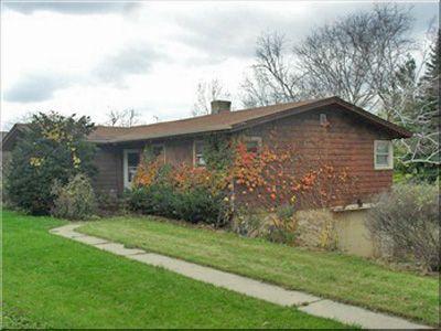 6117 Greenleaf Blvd, Mount Pleasant, WI 53406