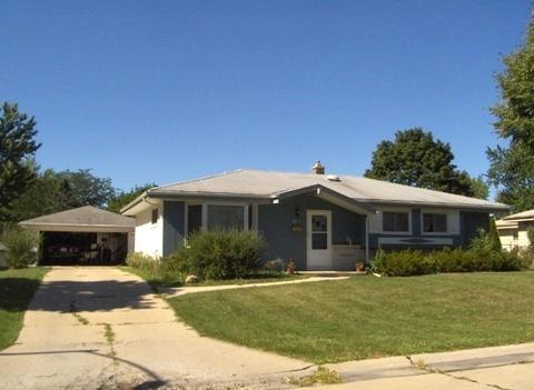 8821 W Spokane St, Milwaukee, WI 53224