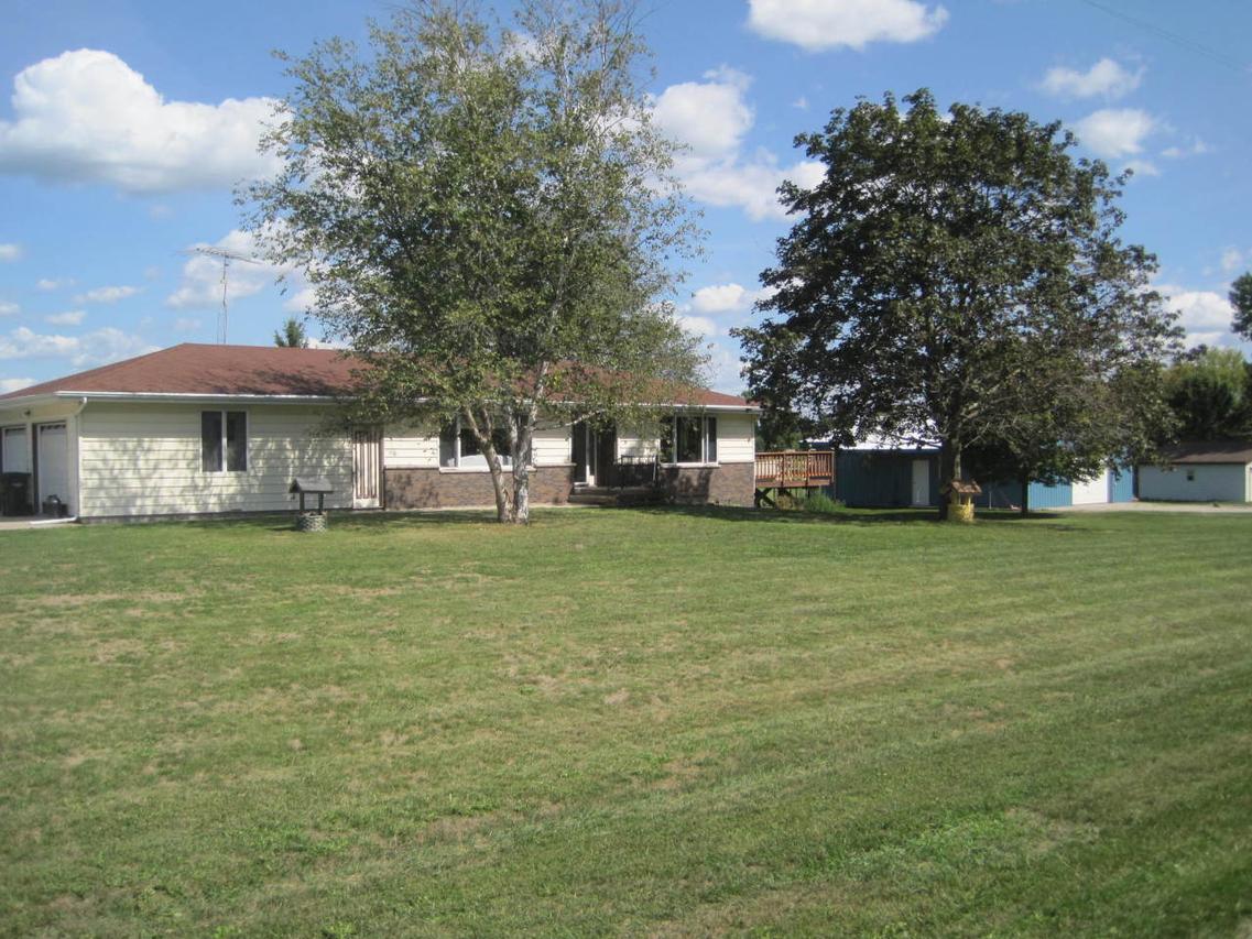 N2895 E Rock River Rd., Alto, WI 53963