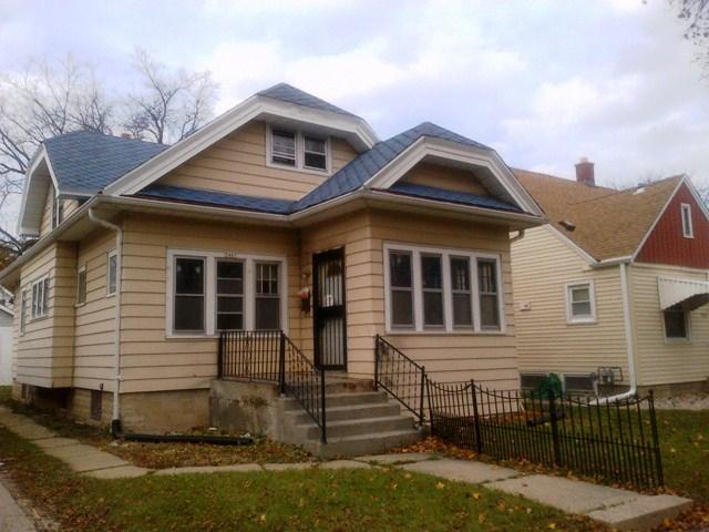 5467 N 37th St, Milwaukee, WI 53209