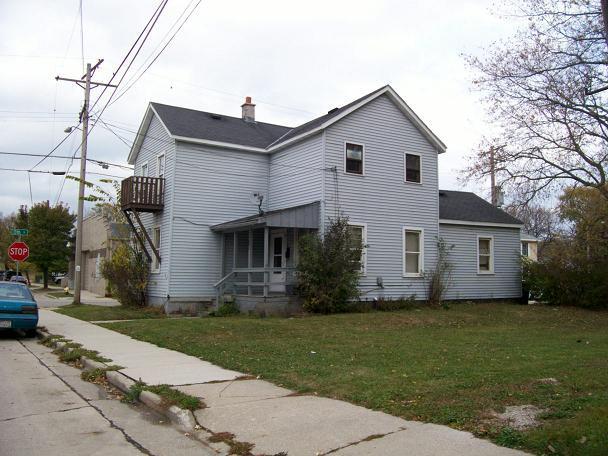 1301 Terrace Ave, Racine, WI 53403