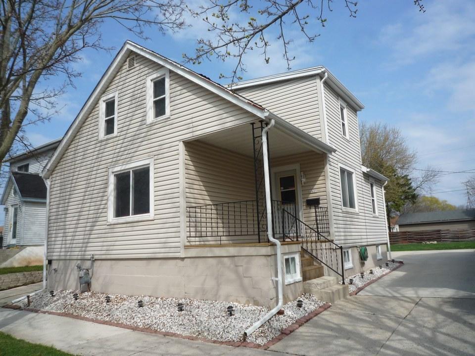 1621 N 26th St, Sheboygan, WI 53081