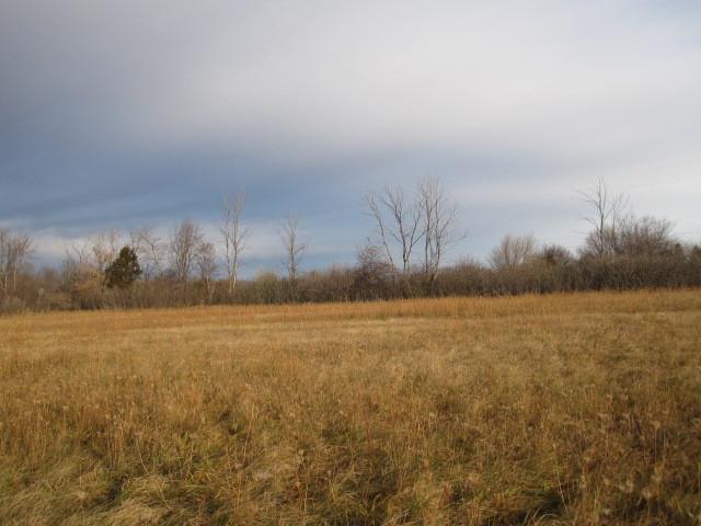 N89W25210 Highland Preserve Ct, Lisbon, WI 53089