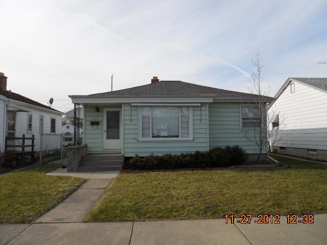 3829 S 17th St., Milwaukee, WI 53221