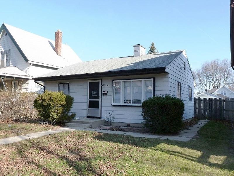 5424 N 39th St., Milwaukee, WI 53209