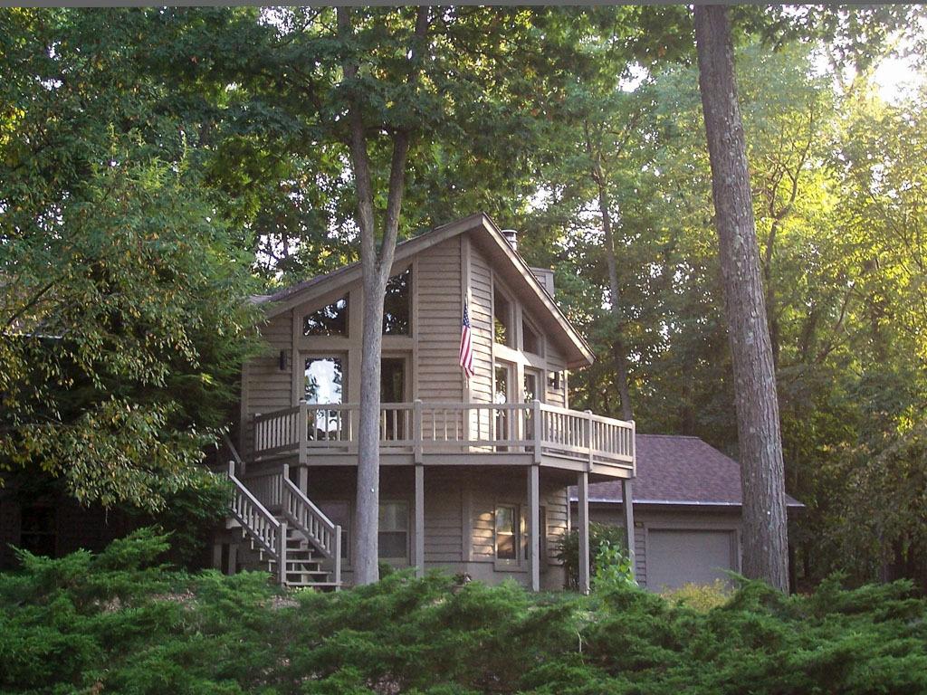 416 Deerpath -, Fontana, WI 53125